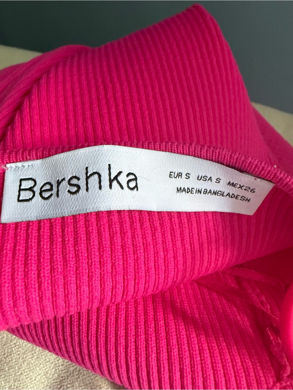 Bershka Hot Pink Chain-Detail Ribbed Bodysuit - Picture 6 of 7